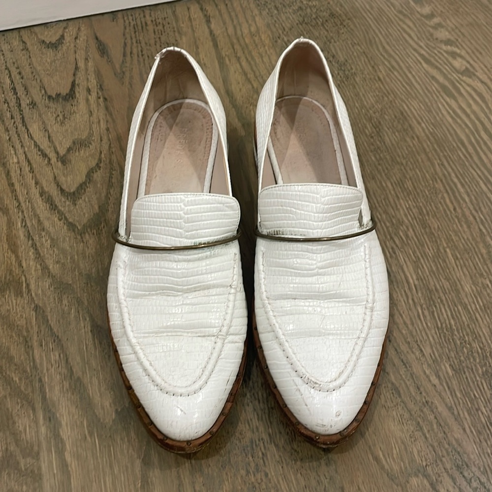 Women's Frēda Salvador White Loafers